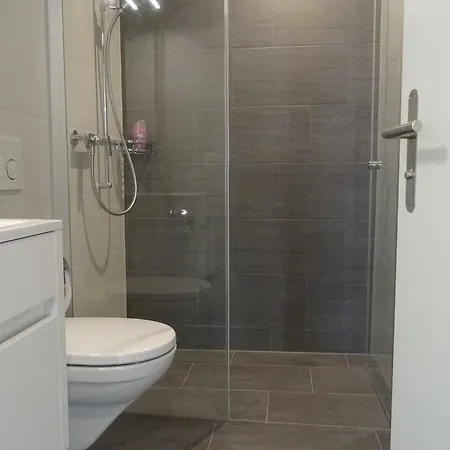 Bahnhof Platz 2 Apartment