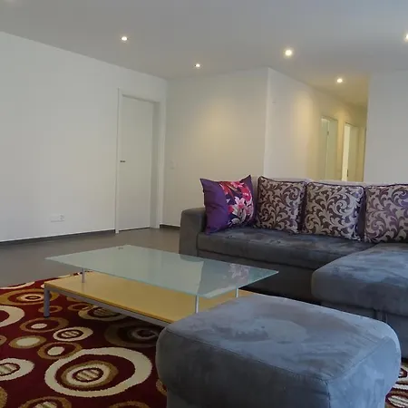 Bahnhof Platz 2 Apartment *