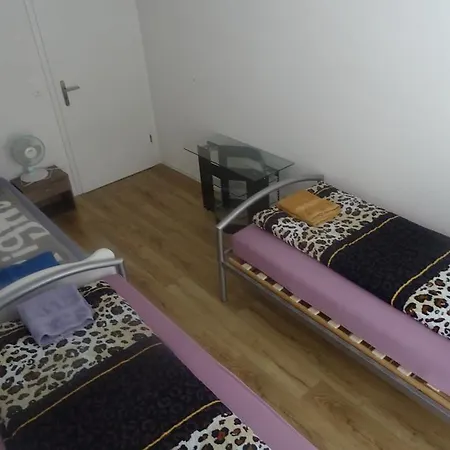 Apartment Bahnhof Platz 2 Interlaken